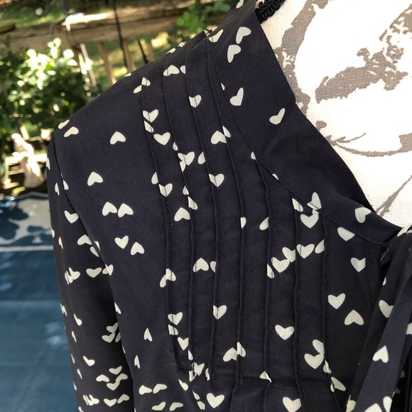 Daniel Rainn Black with Beige Heart Print Tie Neck Detail Blouse 3/4 Sleeve M - Picture 4 of 11